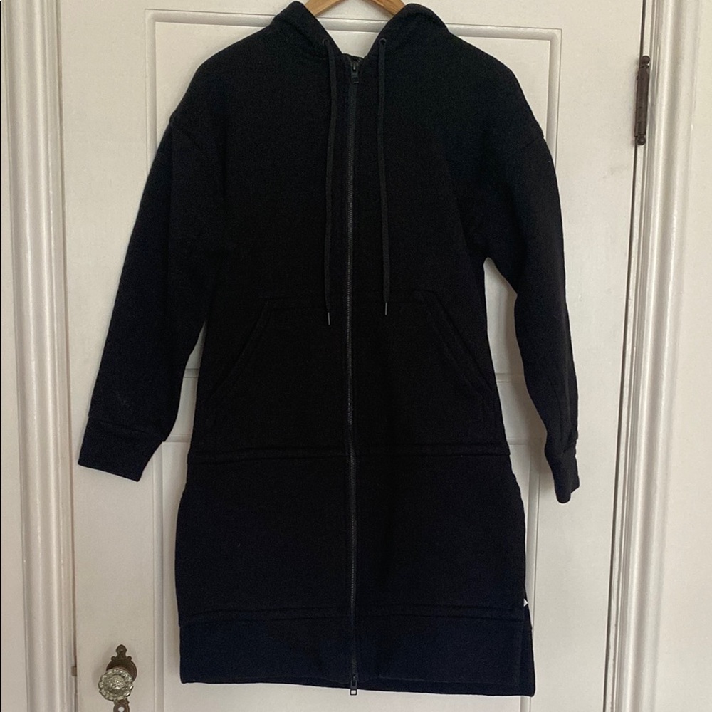 Athleta Tenacity Duster